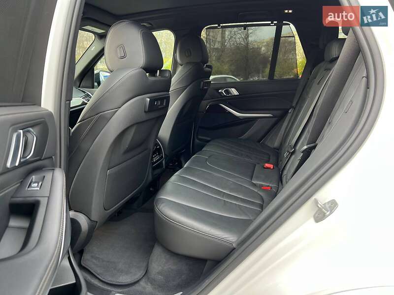 Внедорожник / Кроссовер BMW X5 2019 в Одессе