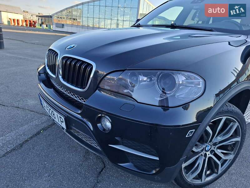 Внедорожник / Кроссовер BMW X5 2010 в Киеве