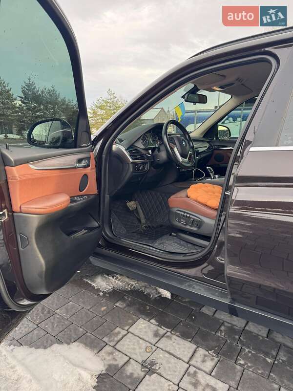 Внедорожник / Кроссовер BMW X5 2016 в Самборе