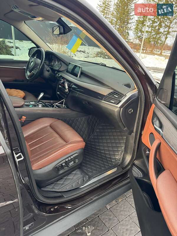 Внедорожник / Кроссовер BMW X5 2016 в Самборе