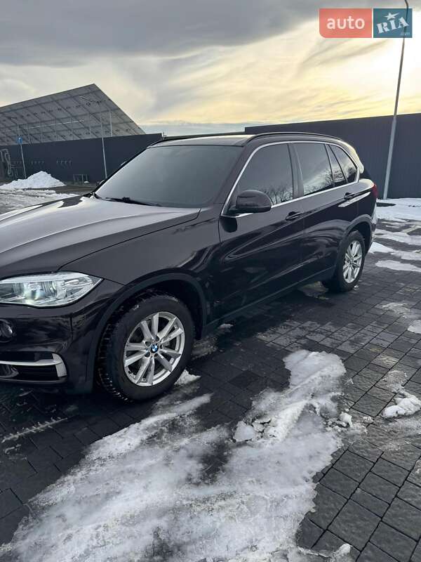 Внедорожник / Кроссовер BMW X5 2016 в Самборе