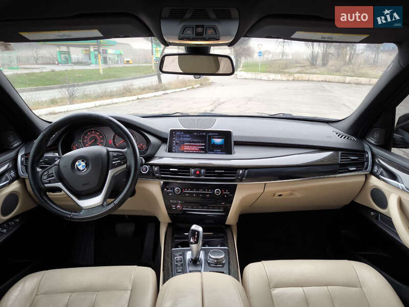 Внедорожник / Кроссовер BMW X5 2016 в Запорожье