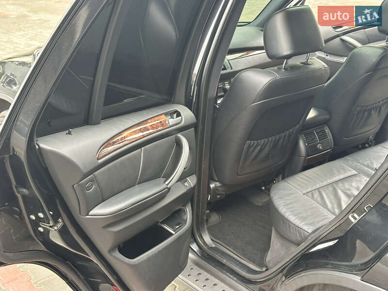 Внедорожник / Кроссовер BMW X5 2004 в Днепре