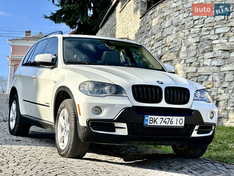 Внедорожник / Кроссовер BMW X5 2010 в Каменец-Подольском