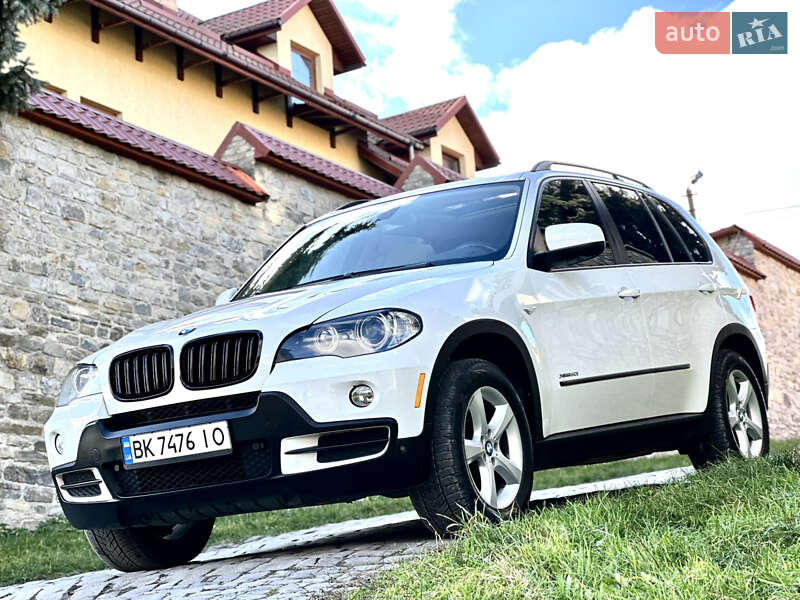 Внедорожник / Кроссовер BMW X5 2010 в Каменец-Подольском