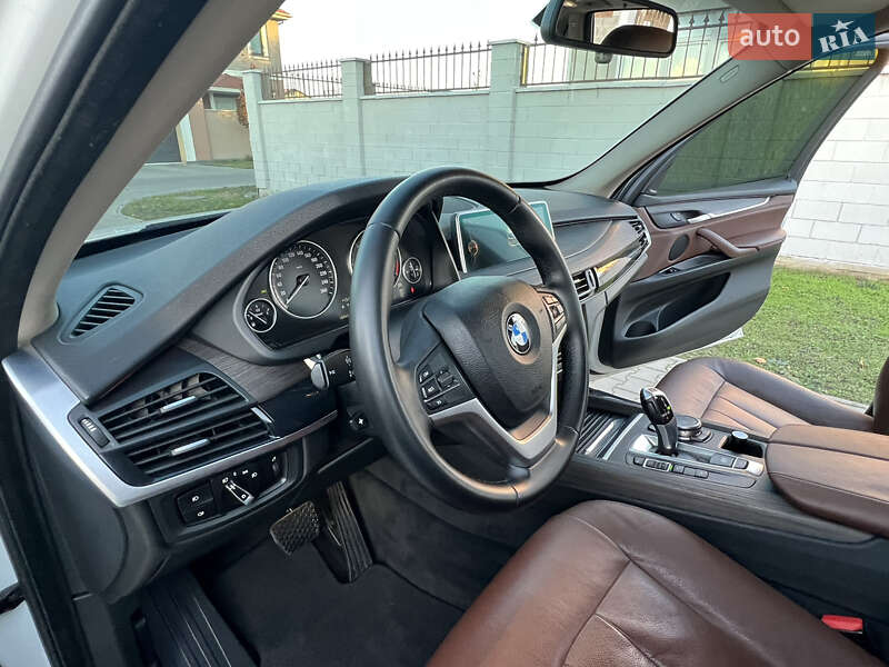 Внедорожник / Кроссовер BMW X5 2014 в Одессе