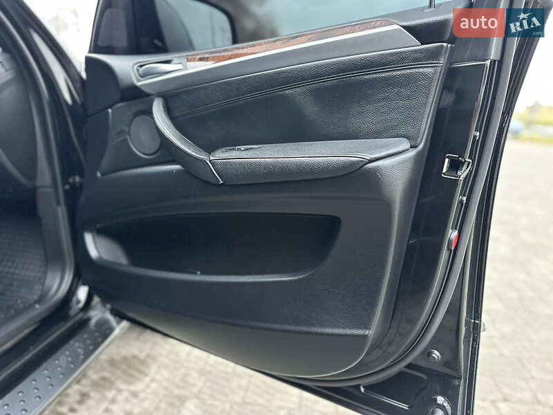 Внедорожник / Кроссовер BMW X5 2007 в Владимире