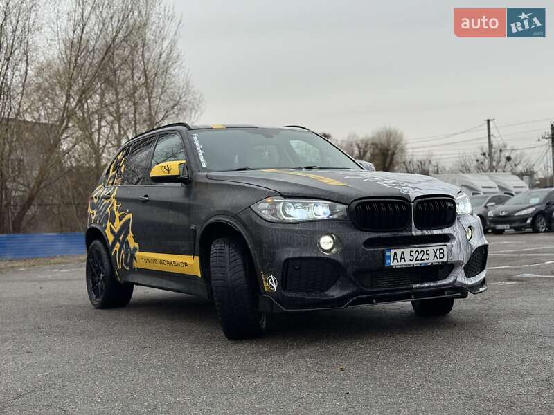 Внедорожник / Кроссовер BMW X5 2014 в Киеве