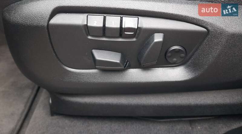 Внедорожник / Кроссовер BMW X5 2017 в Хмельницком