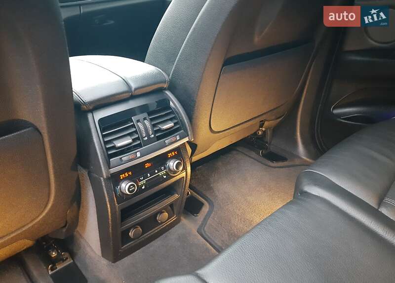 Внедорожник / Кроссовер BMW X5 2017 в Хмельницком