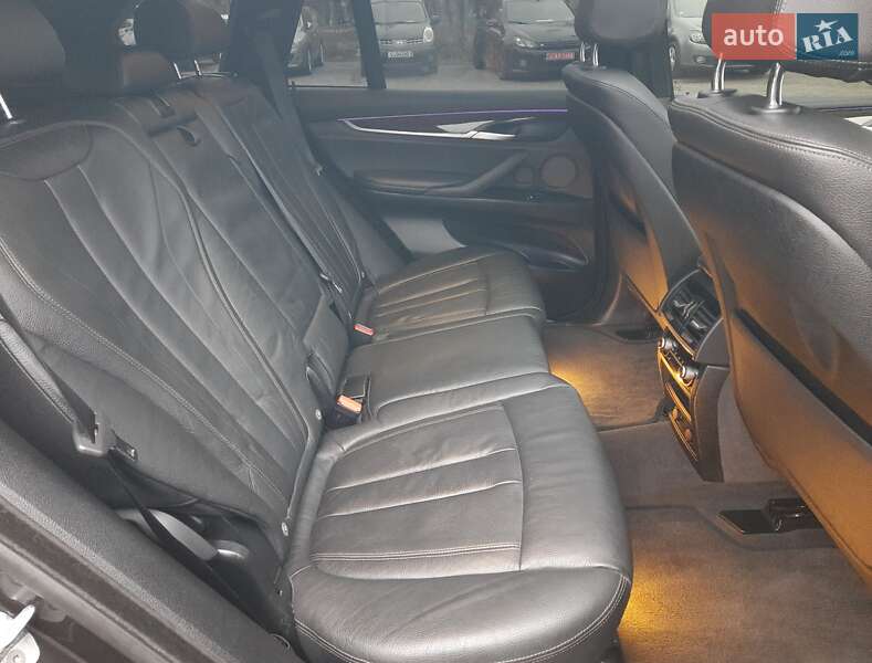 Внедорожник / Кроссовер BMW X5 2017 в Хмельницком