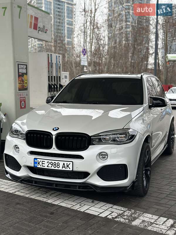 Внедорожник / Кроссовер BMW X5 2015 в Днепре