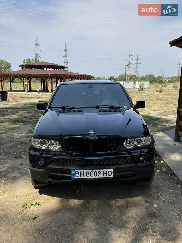 Внедорожник / Кроссовер BMW X5 2004 в Измаиле