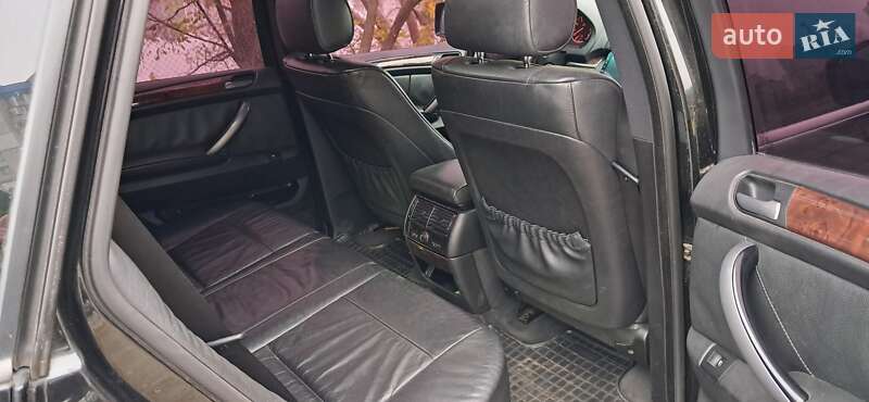 Внедорожник / Кроссовер BMW X5 2004 в Киеве