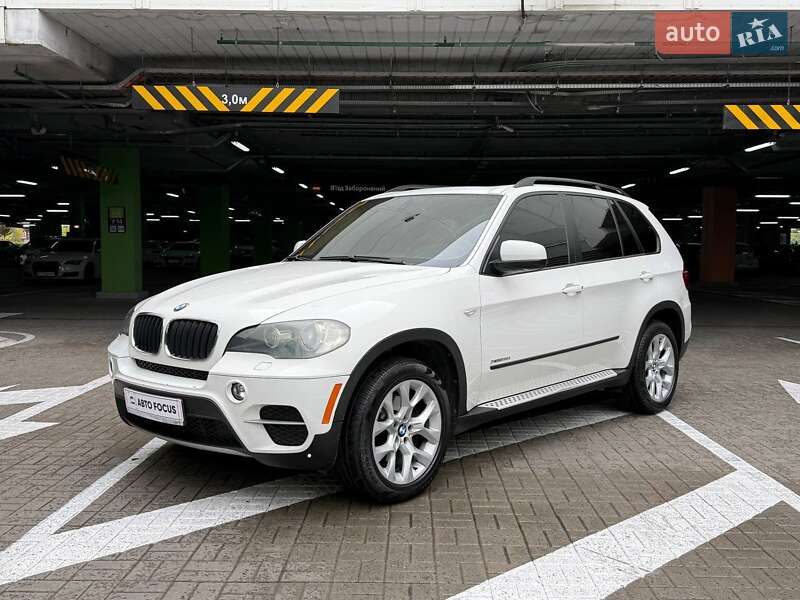 Внедорожник / Кроссовер BMW X5 2011 в Киеве
