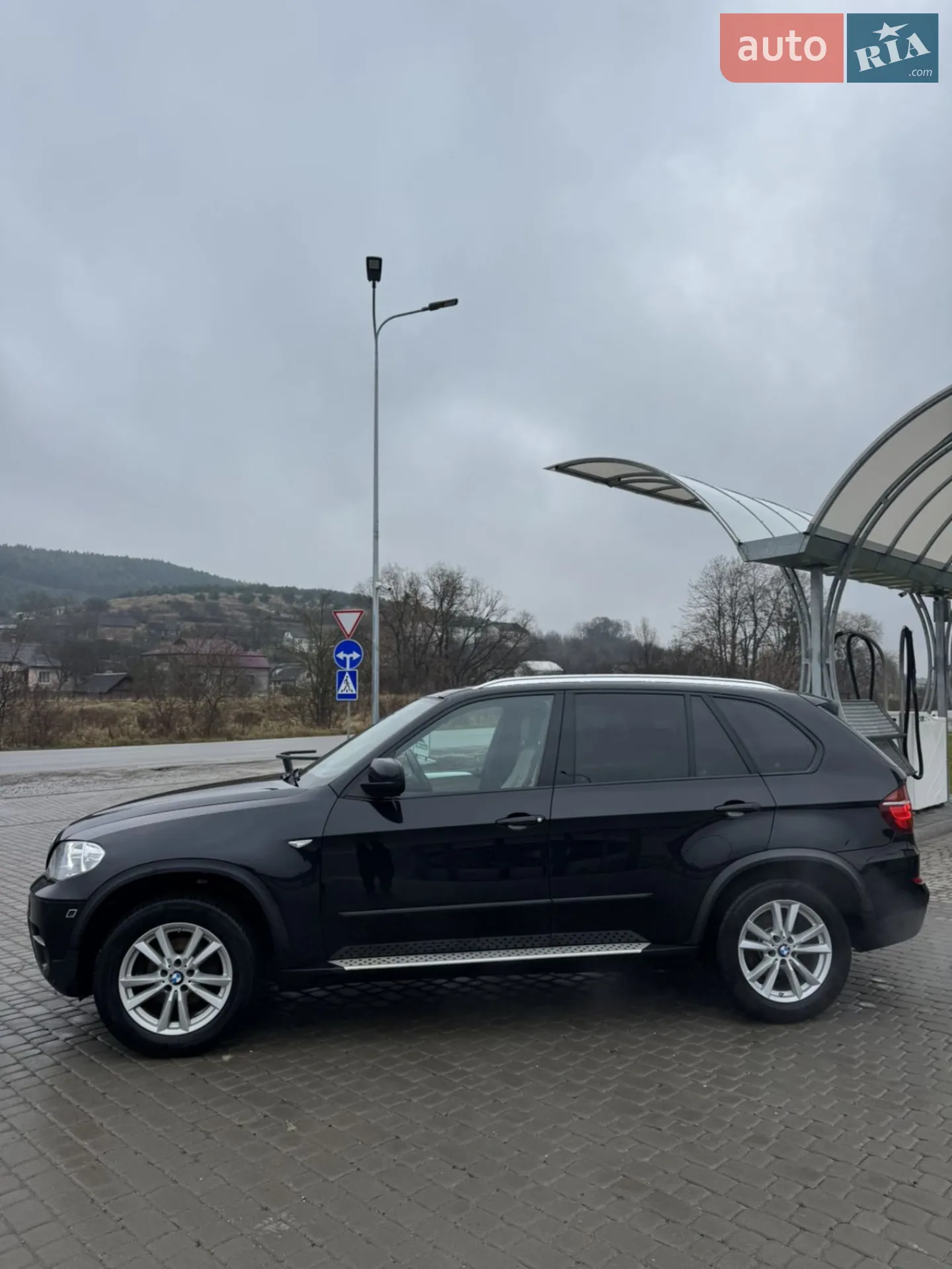 2011 BMW X5 - мініатюра 22