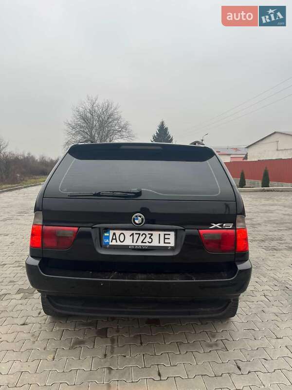 Внедорожник / Кроссовер BMW X5 2001 в Мукачево