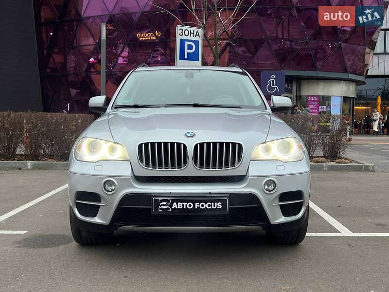 Внедорожник / Кроссовер BMW X5 2013 в Киеве
