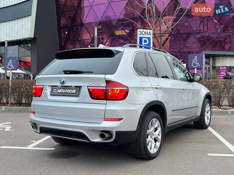 Внедорожник / Кроссовер BMW X5 2013 в Киеве