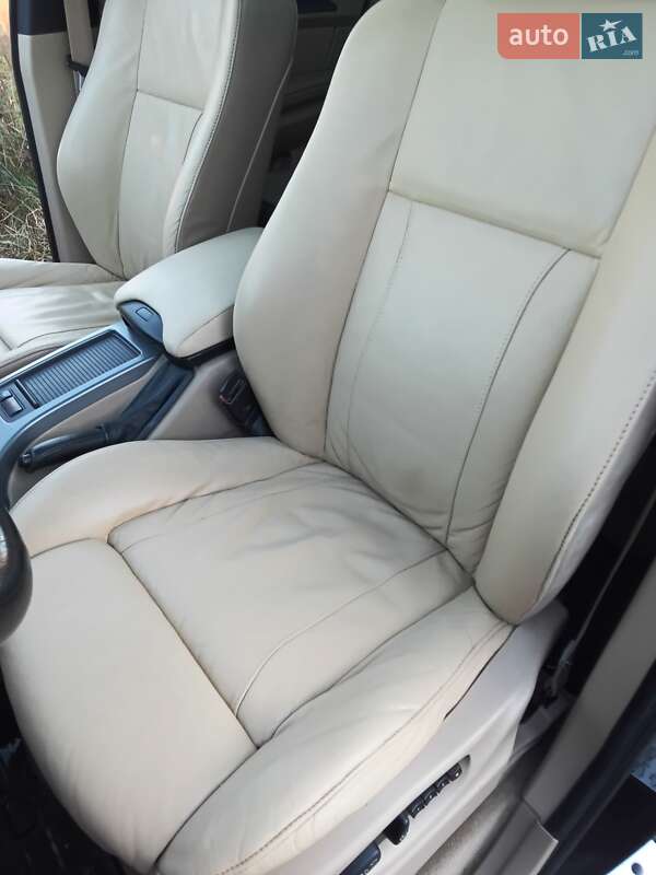 Внедорожник / Кроссовер BMW X5 2005 в Ковеле