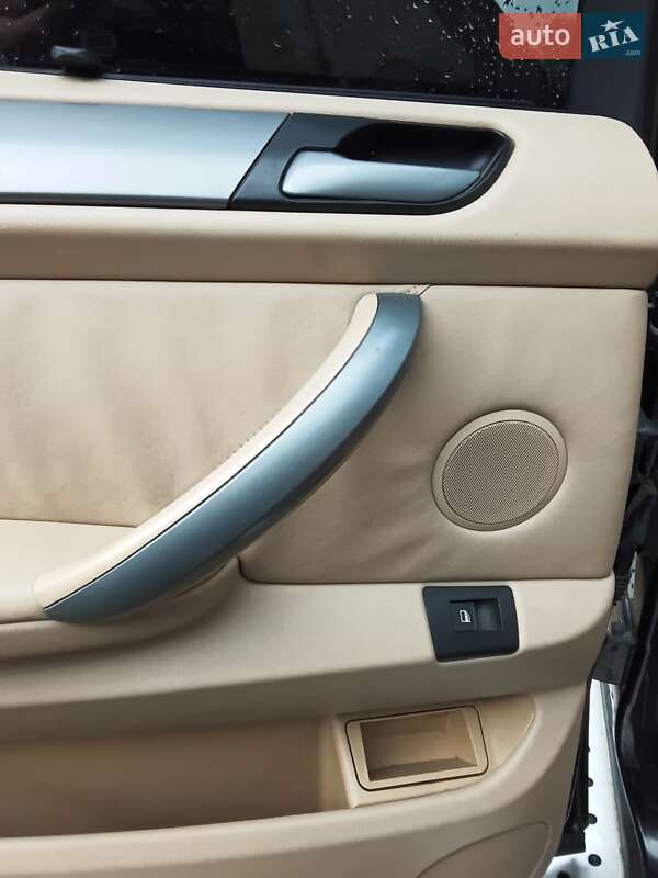 Внедорожник / Кроссовер BMW X5 2005 в Ковеле