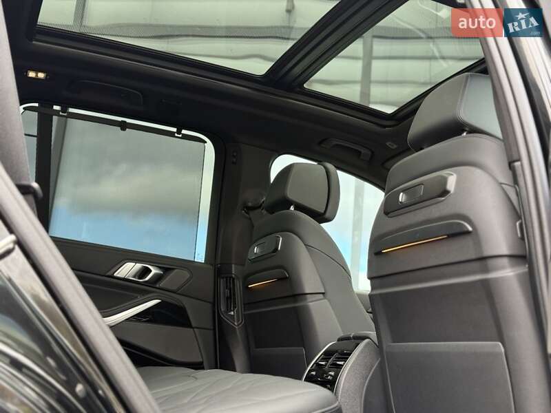 Внедорожник / Кроссовер BMW X5 2024 в Хмельницком