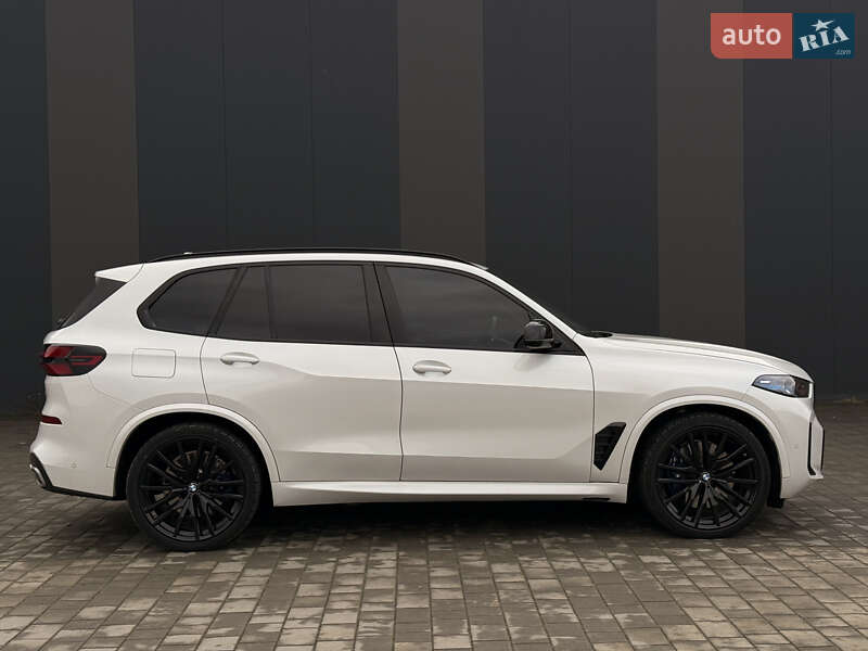 Внедорожник / Кроссовер BMW X5 2023 в Хмельницком