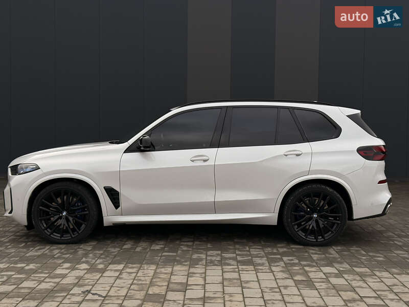 Внедорожник / Кроссовер BMW X5 2023 в Хмельницком