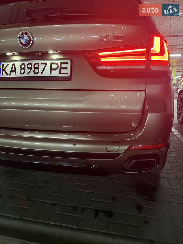 Позашляховик / Кросовер BMW X5 2016 в Гатне