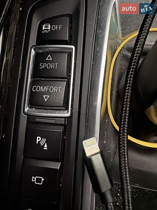 Внедорожник / Кроссовер BMW X5 2016 в Кременчуге