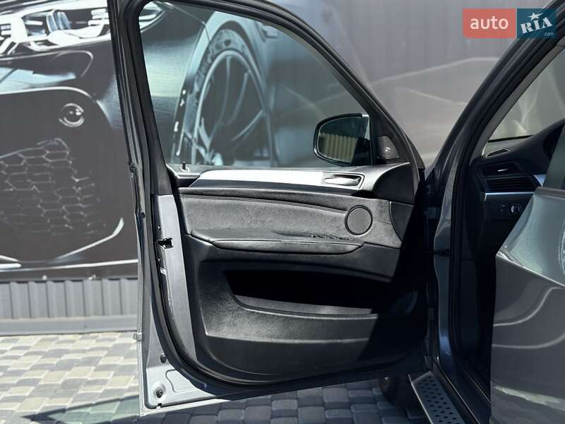 Внедорожник / Кроссовер BMW X5 2012 в Львове