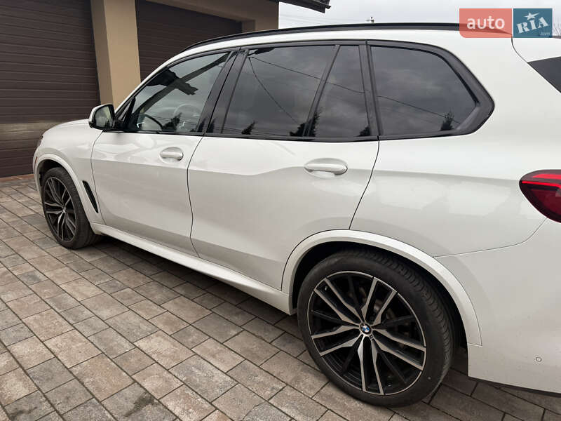 Внедорожник / Кроссовер BMW X5 2018 в Львове