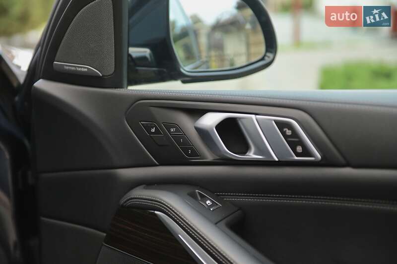 Внедорожник / Кроссовер BMW X5 2020 в Одессе