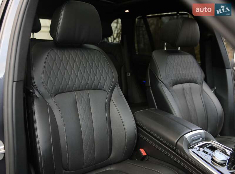 Внедорожник / Кроссовер BMW X5 2020 в Одессе