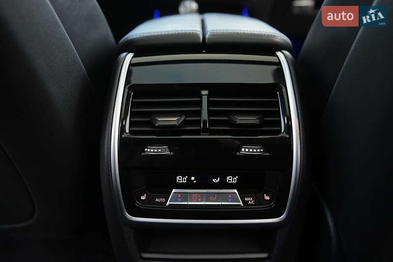 Внедорожник / Кроссовер BMW X5 2020 в Одессе