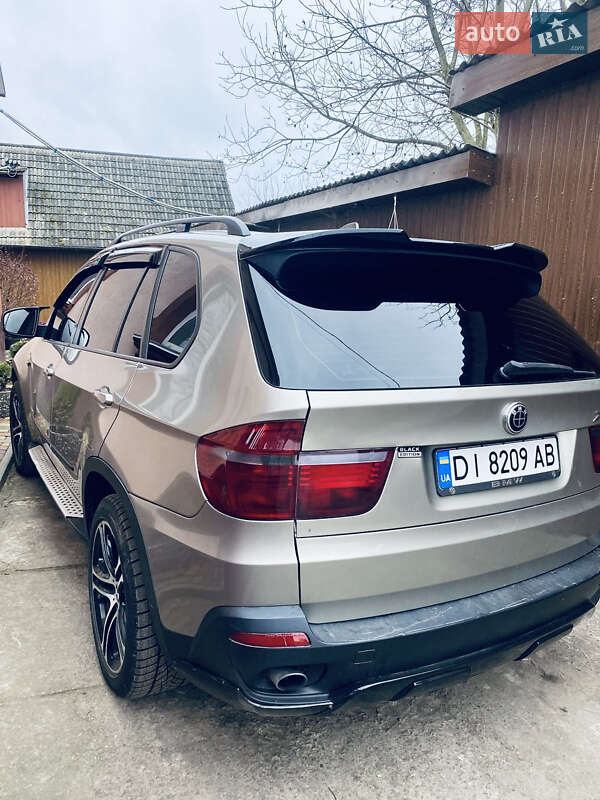 Внедорожник / Кроссовер BMW X5 2009 в Дубно