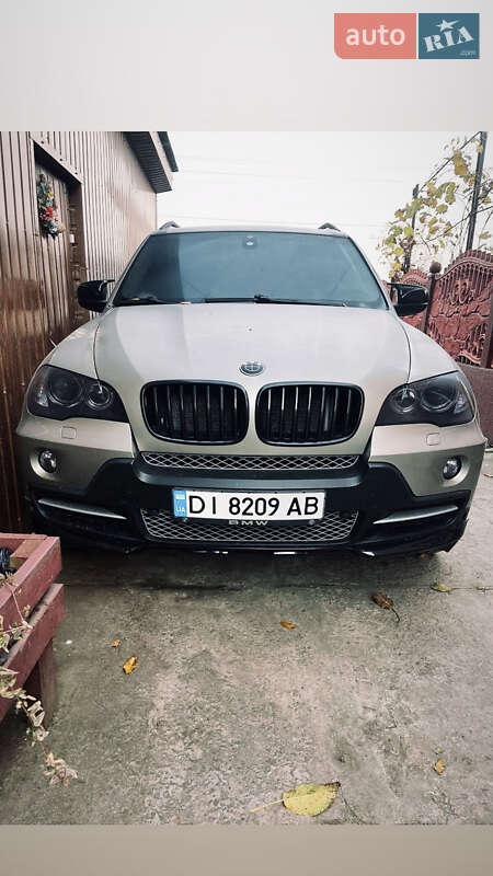 Внедорожник / Кроссовер BMW X5 2009 в Дубно