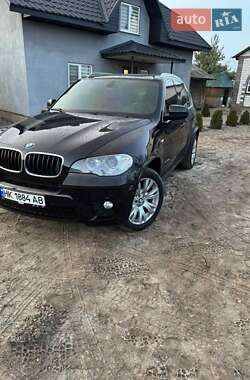 Внедорожник / Кроссовер BMW X5 2010 в Ровно