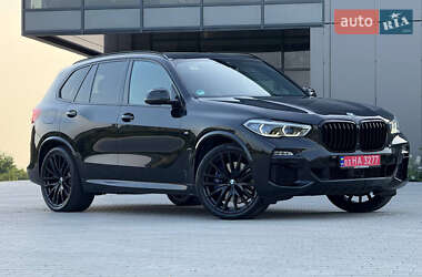 Внедорожник / Кроссовер BMW X5 2019 в Черновцах