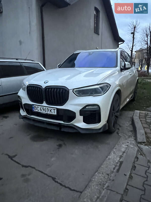 BMW X5 2019