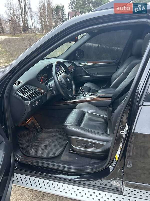 Внедорожник / Кроссовер BMW X5 2013 в Ахтырке