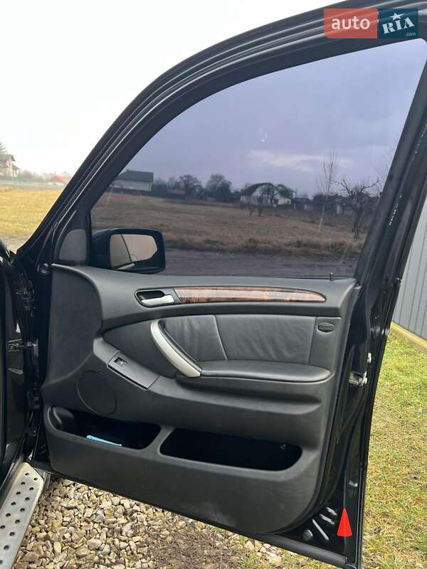 Позашляховик / Кросовер BMW X5 2002 в Коломиї