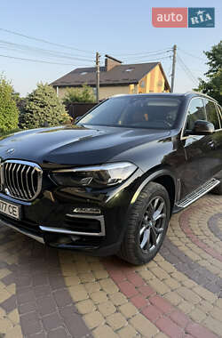 Внедорожник / Кроссовер BMW X5 2019 в Киеве