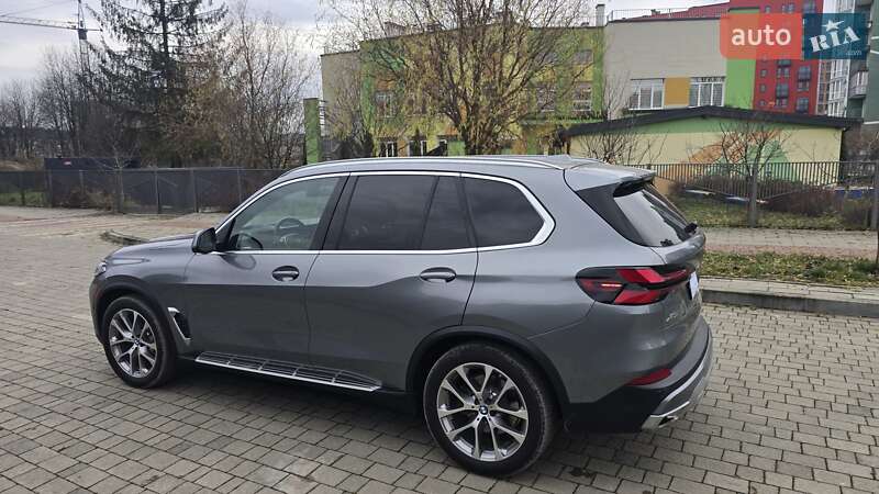 Позашляховик / Кросовер BMW X5 2023 в Івано-Франківську