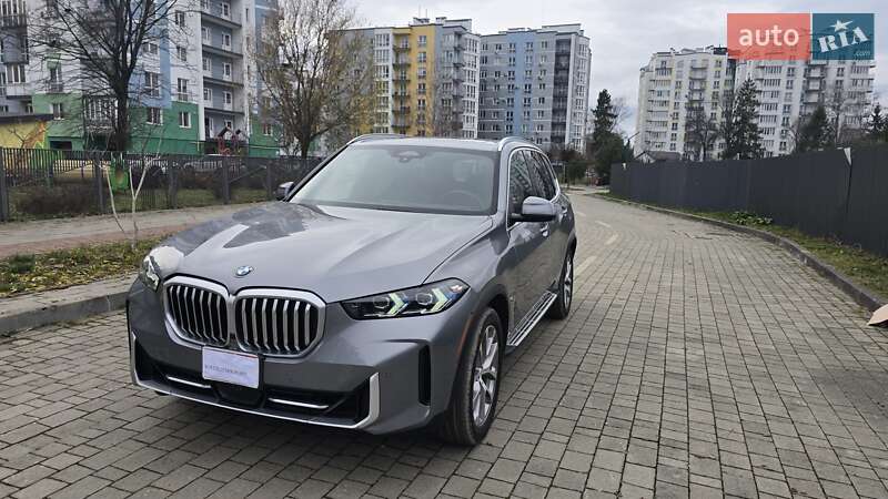 Позашляховик / Кросовер BMW X5 2023 в Івано-Франківську