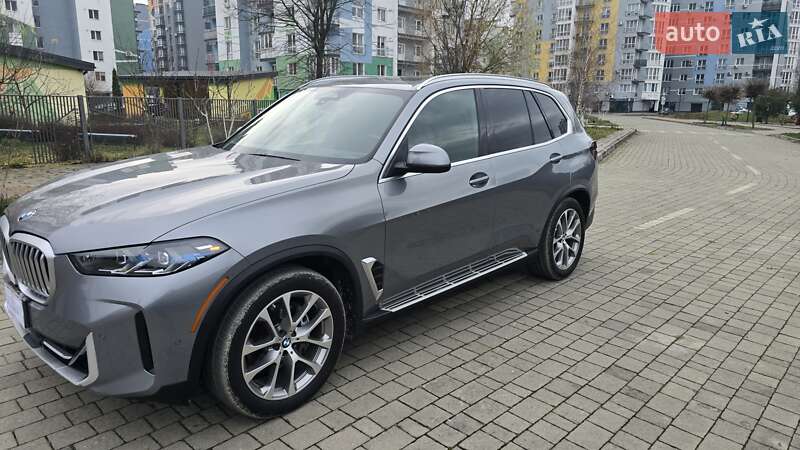Позашляховик / Кросовер BMW X5 2023 в Івано-Франківську