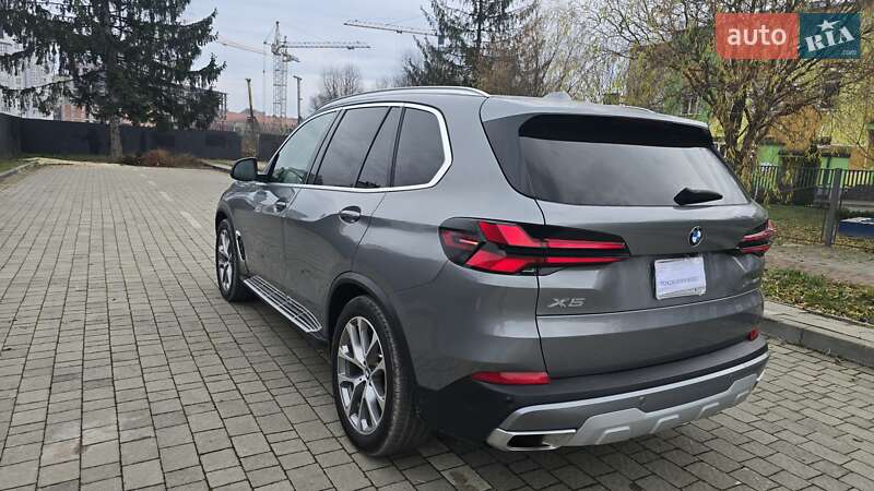 Позашляховик / Кросовер BMW X5 2023 в Івано-Франківську