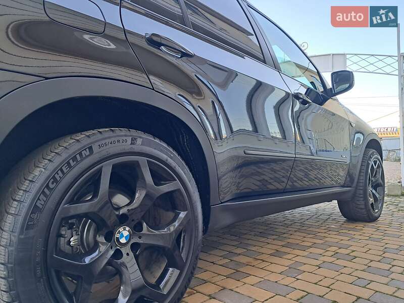 Внедорожник / Кроссовер BMW X5 2012 в Могилев-Подольске