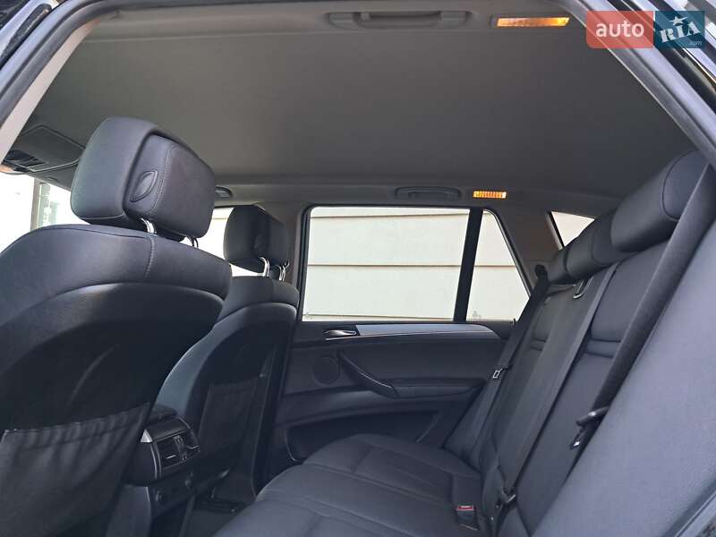 Внедорожник / Кроссовер BMW X5 2012 в Могилев-Подольске