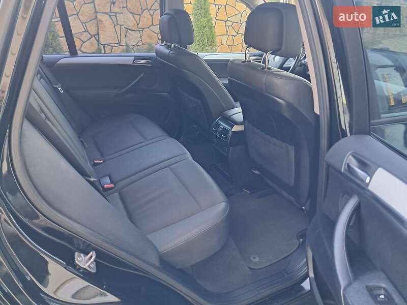 Внедорожник / Кроссовер BMW X5 2012 в Могилев-Подольске